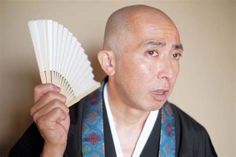  Rakugo: Ett Möte Mellan Humor och Tragedi i 1600-Talets Japan!